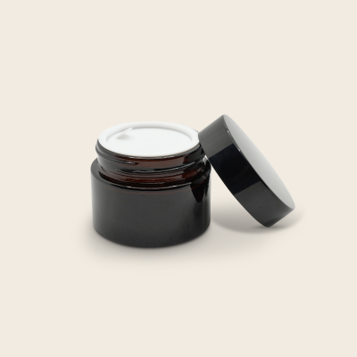 Borcan sticla ambra cu capac negru, 50ml
