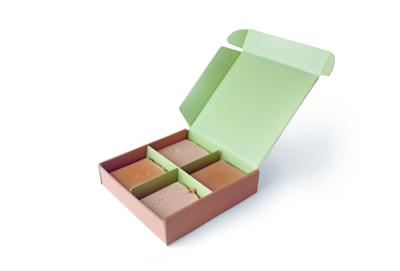 [MF034] Cutie din carton kraft, insert 4 cavitati verde, 17cm*17cm*4cm